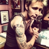 mike_dirnt
