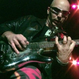 joe_satriani