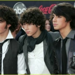 jonas_brothers