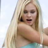 sara_paxton