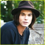 tyler_blackburn