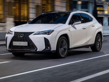 lexus_ux_energia__ktora_cie_poruszy