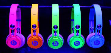 beats_by_dre__neon