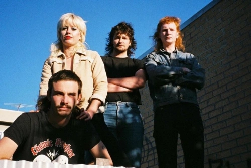 amyl_and_the_sniffers