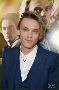 jamie_campbell_bower