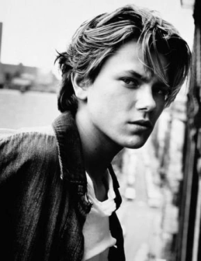 river_phoenix